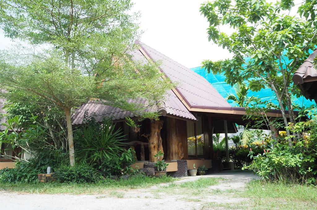 Daranee Resort Ranong Exterior photo